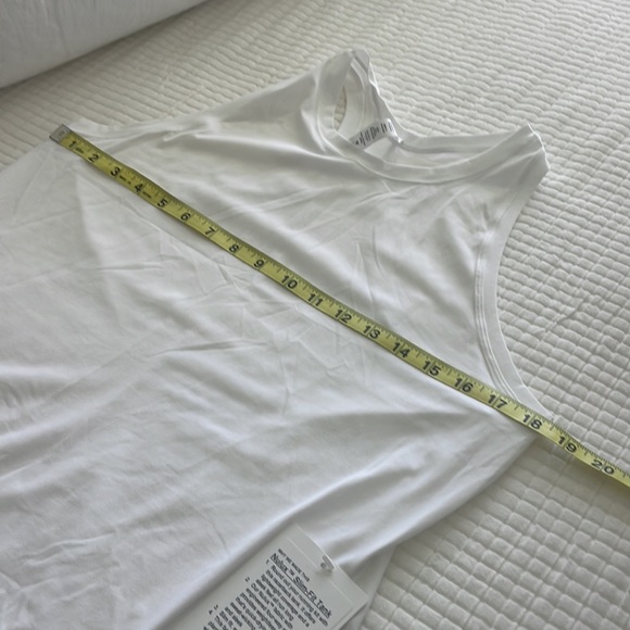 NWT Lululemon nulux slim fit tank - Picture 11 of 12